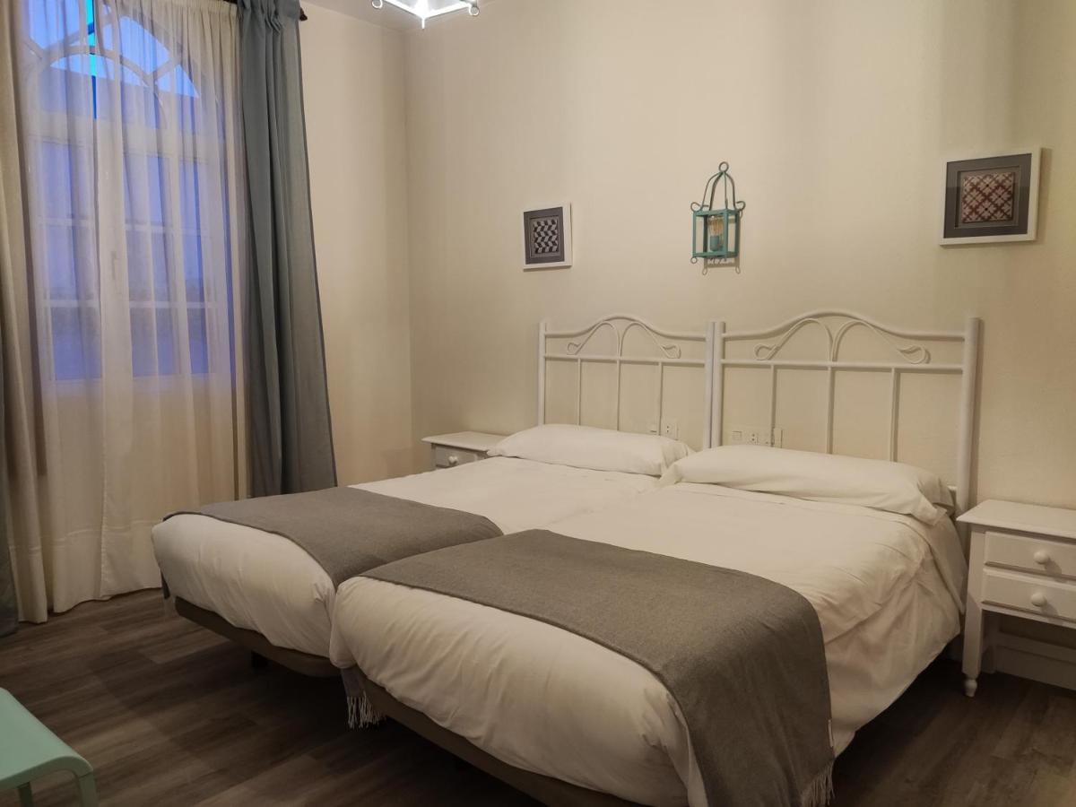 Hostal Andalucia Chipiona Exteriör bild