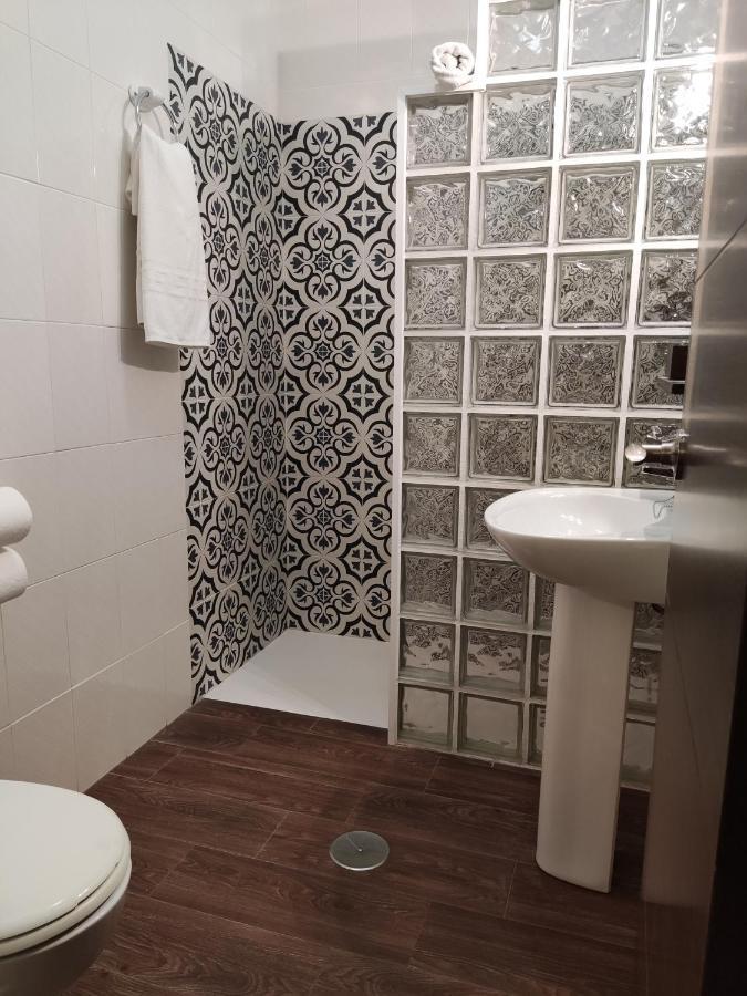 Hostal Andalucia Chipiona Exteriör bild