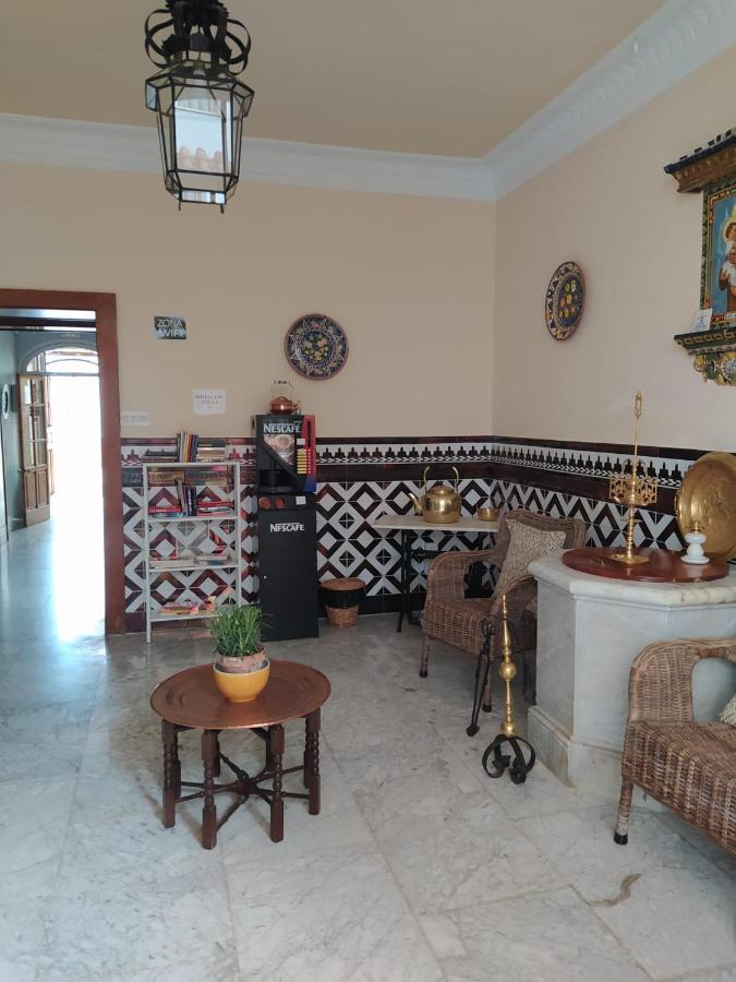 Hostal Andalucia Chipiona Exteriör bild